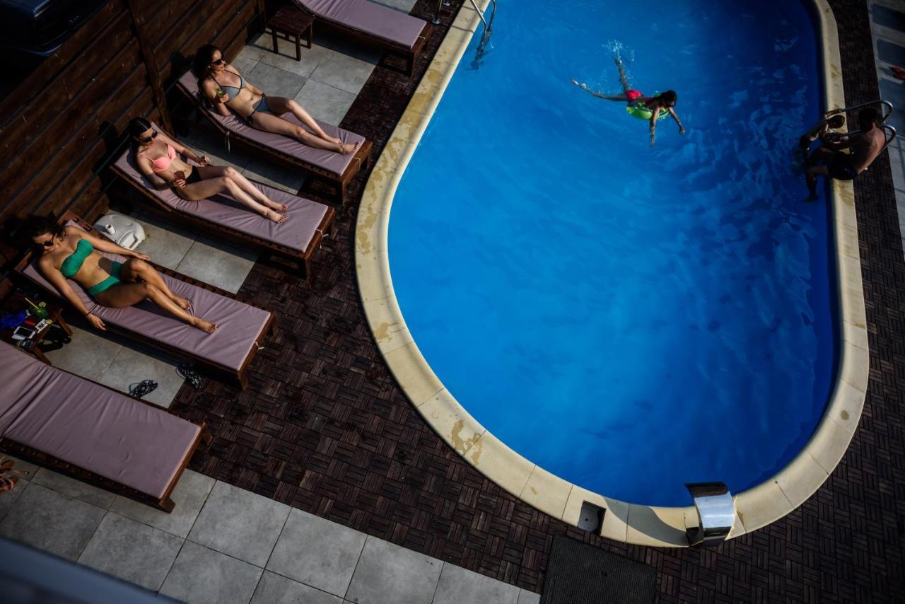 Bacolux Afrodita, Herculane เบยเล เฮร์คูลาเน ภายนอก รูปภาพ